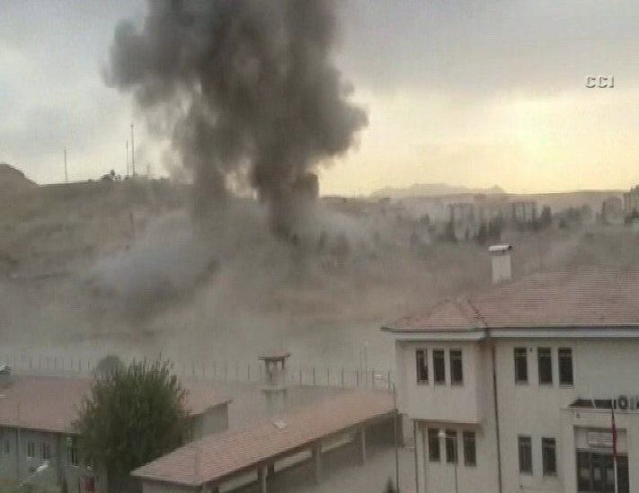 Cizre'de polis noktasında patlama