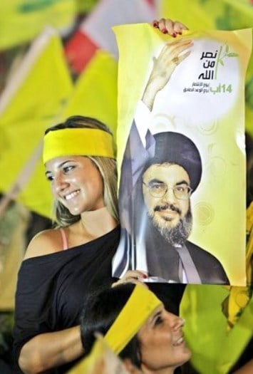 Lübnan'daki Hizbullah yürüyüşünden fotoğraflar