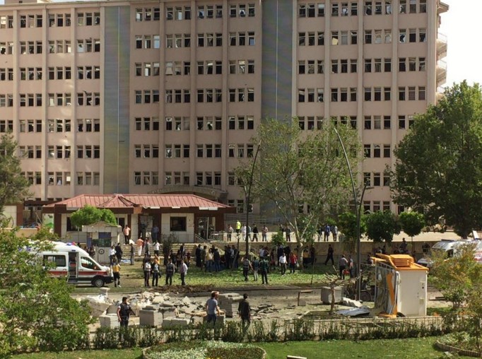 Gaziantep Emniyet Müdürlüğü önünde patlama