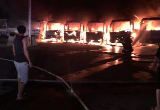 Bin Ladin’in işçileri Mekke’de 9 otobüsü yaktı