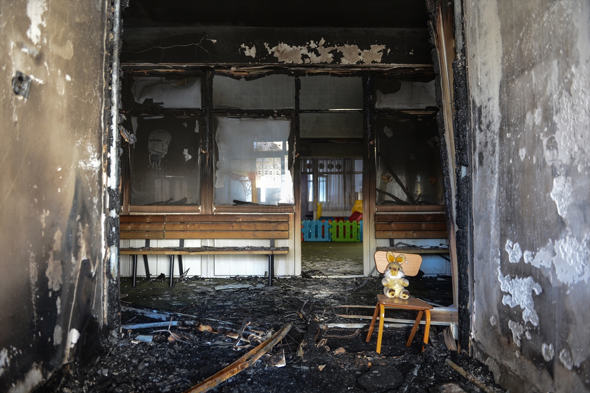 Van'da PKK'lılar anaokulu yaktı
