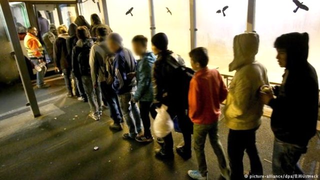 Almanya 300'den Fazla Çocuğu Sınırdan Çevirdi