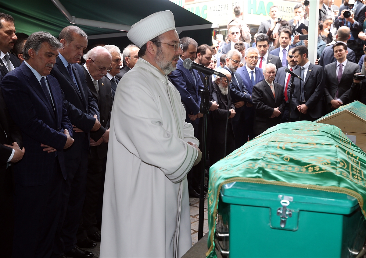 Abdullah Gül'ün babası son yolculuğuna uğurlandı