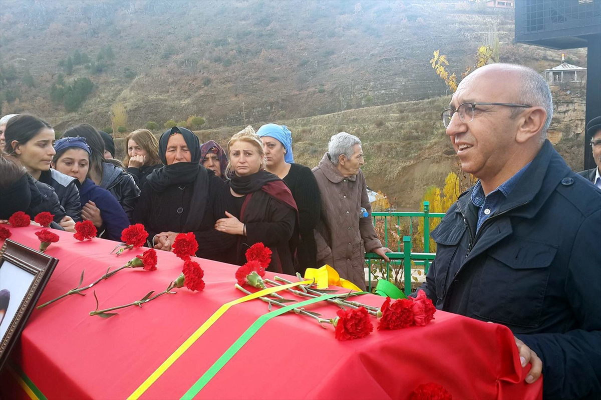 HDP'li vekil Alican Önlü terörist cenazesine katıldı