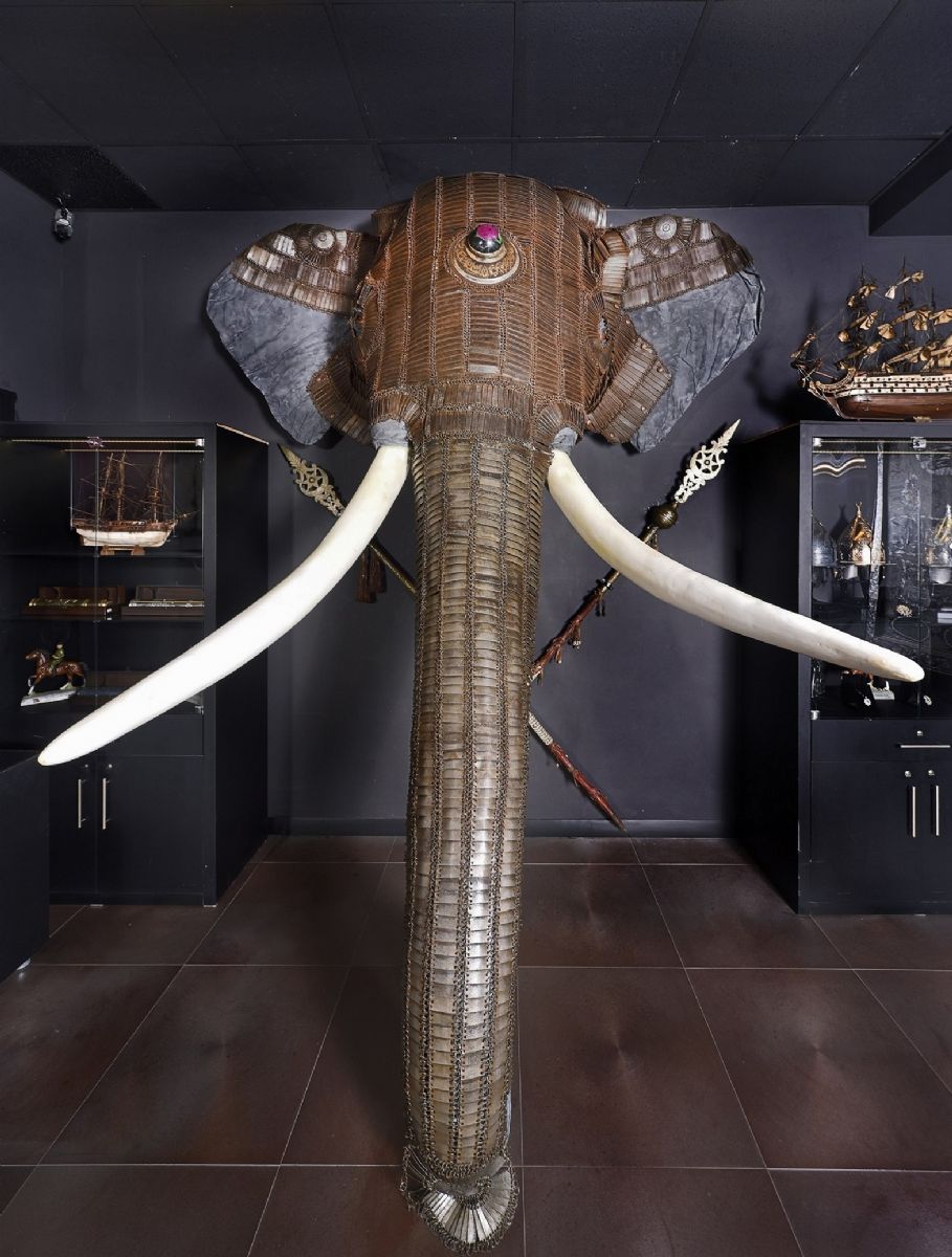 Osmanlı dönemine ait fil zırhı ilk kez sergilenmeye başladı