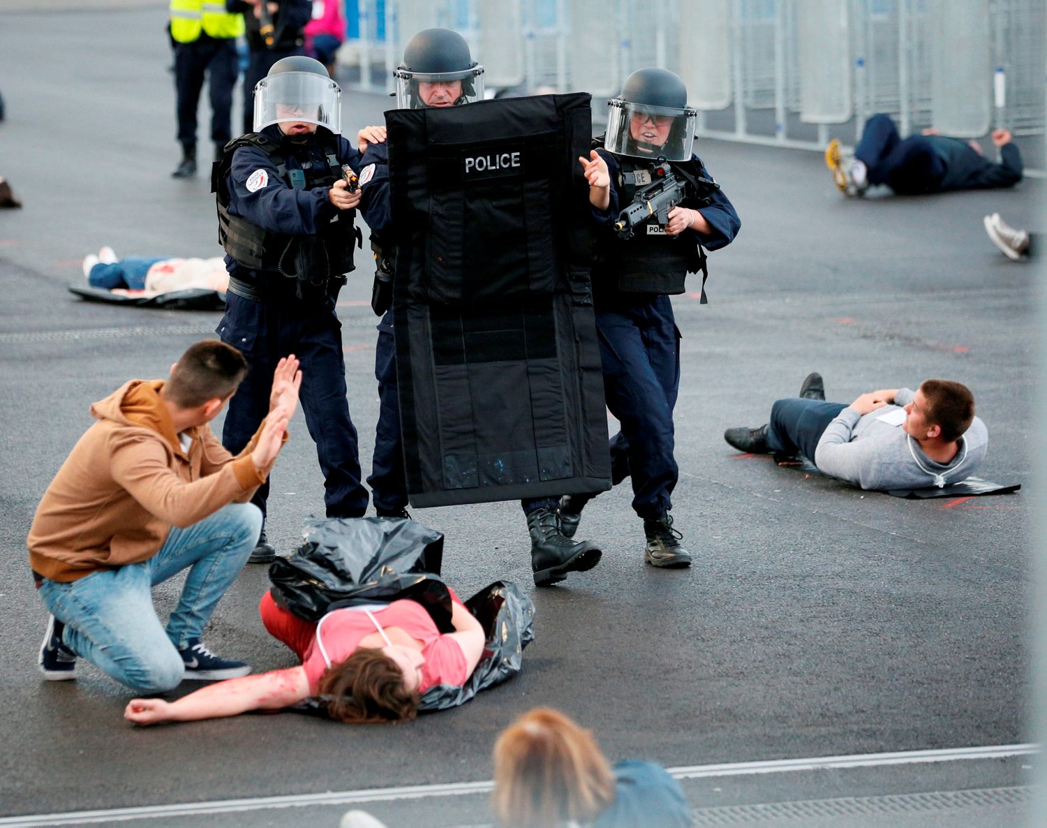 Fransız polisinin EURO 2016 tatbikatı