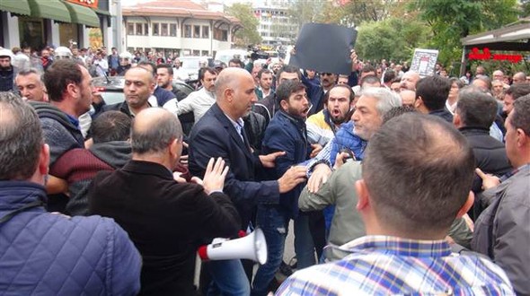 10 Ekim gösterisine müdahale eden polislere saldırı