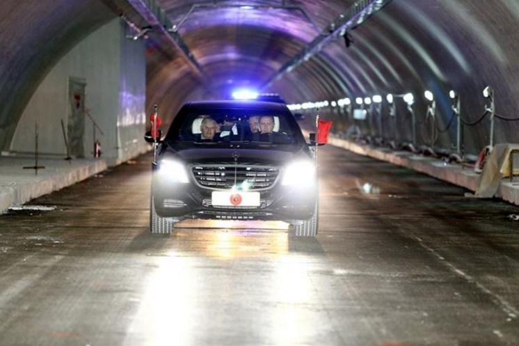 Erdoğan Avrasya Tüneli'nden geçti