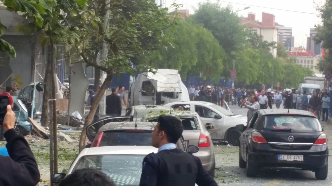İstanbul'da karakola saldırı