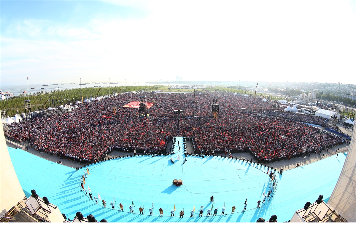 Başbakan Yıldırım İstanbul'un fethi kutlamalarında konuştu