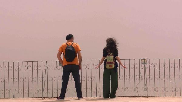 Diyarbakır ve Mardin toz bulutu altında