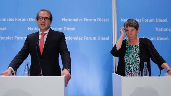 Almanya'da 5 milyon araç geri çağırılıyor