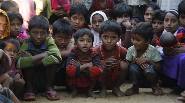 Bangladeş'te Arakanlı Müslüman çocuklar yardıma muhtaç
