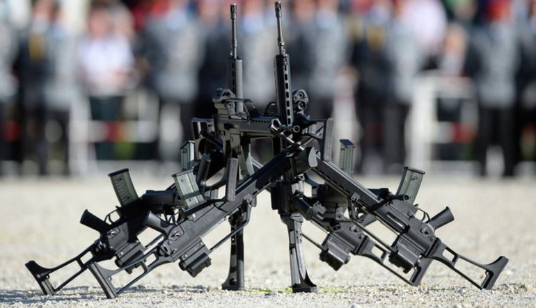 Almanya: Türkiye'ye silah sevkiyatını durdurduk