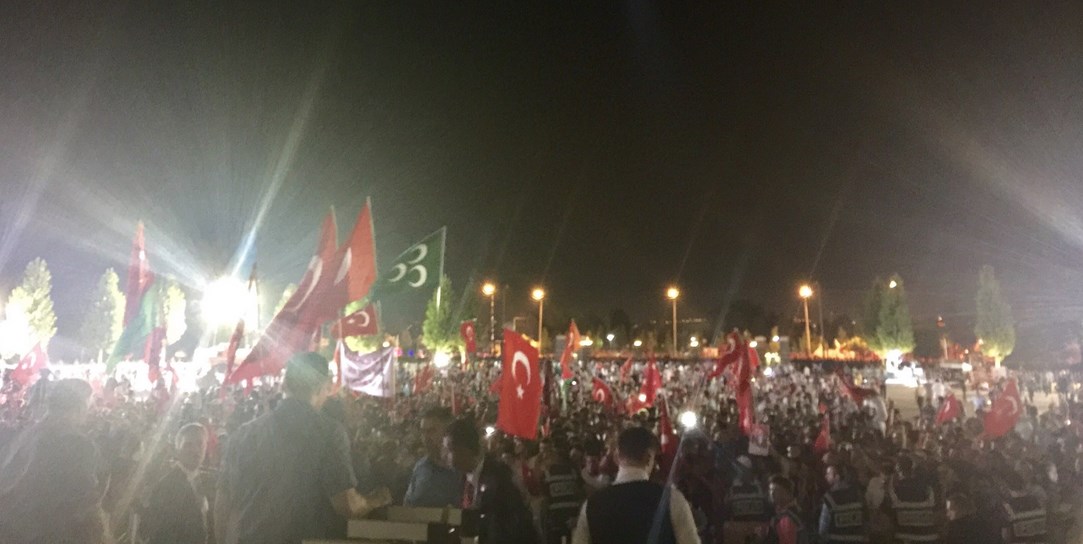 Cumhurbaşkanı Erdoğan Beştepe'de vatandaşlarla buluştu