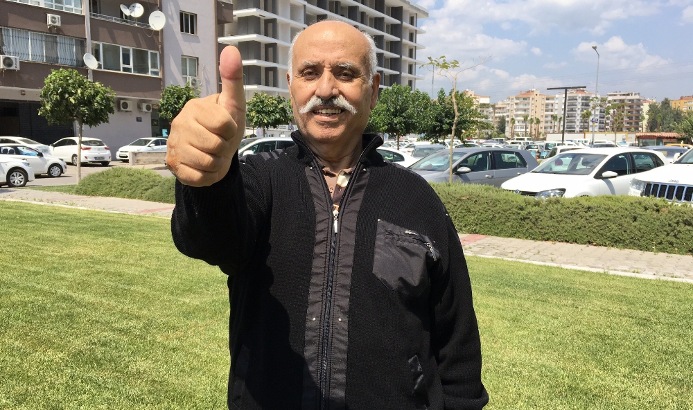 2 ay ömür biçilen adamı Türk doktor iyileştirdi