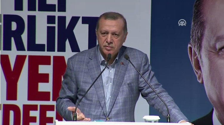 Erdoğan'dan teşkilatlara: Defolularla yürüyemeyiz
