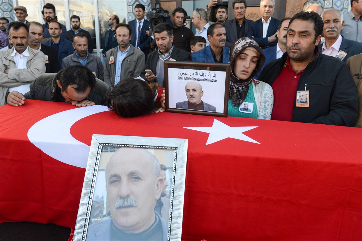 PKK'nın katlettiği Aydın Muştu toprağa verildi