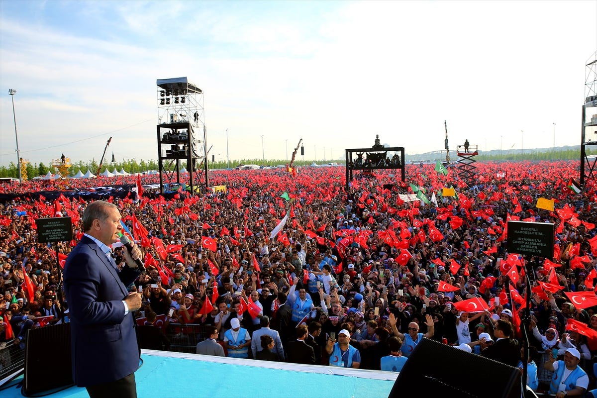 Erdoğan Yenikapı'daki Fetih Şöleni'nde konuştu
