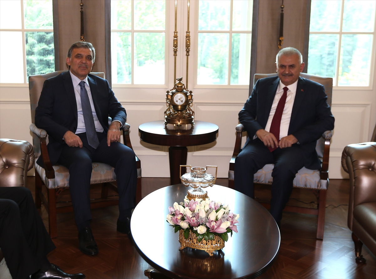 Başbakan Yıldırım, 11. Cumhurbaşkanı Gül ile görüştü