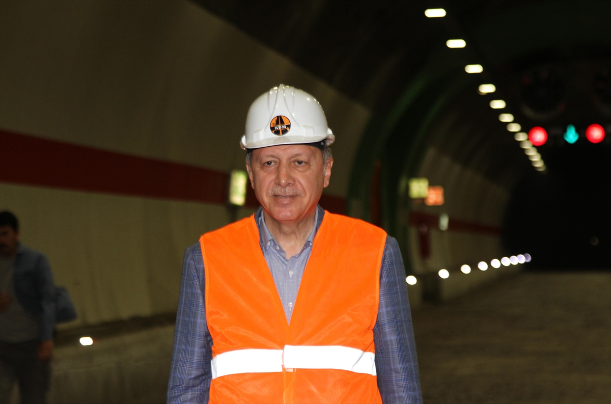 Cumhurbaşkanı Erdoğan Ovit Tüneli