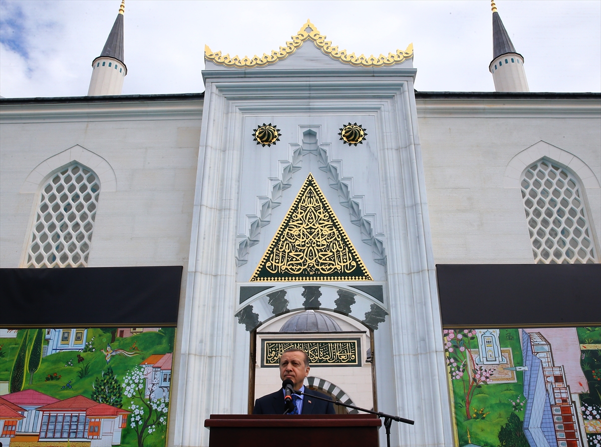 Cumhurbaşkanı Erdoğan'dan Türk medyasına eleştiri