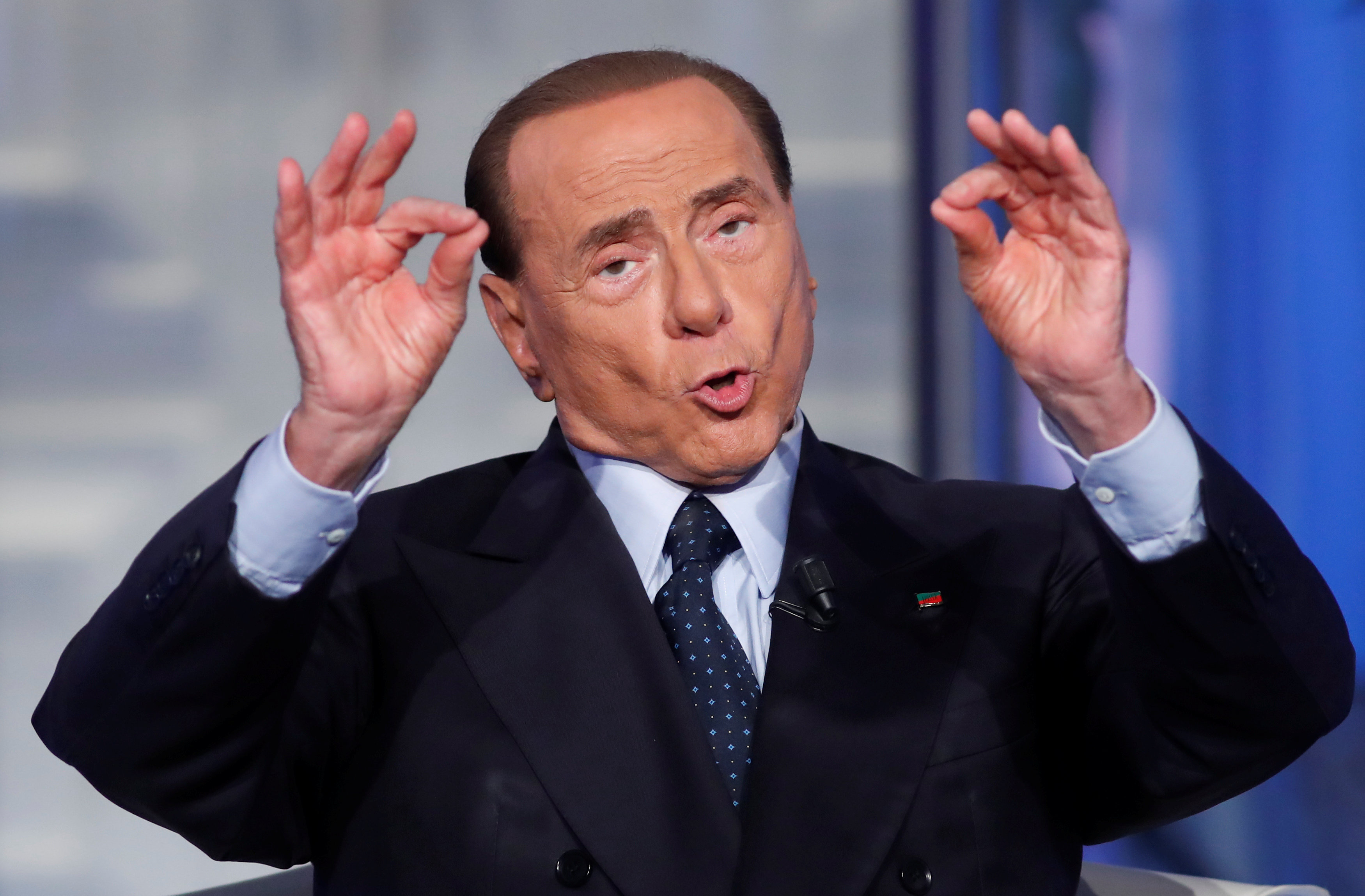 İtalya'da yerel seçimler Berlusconi'yi işaret etti