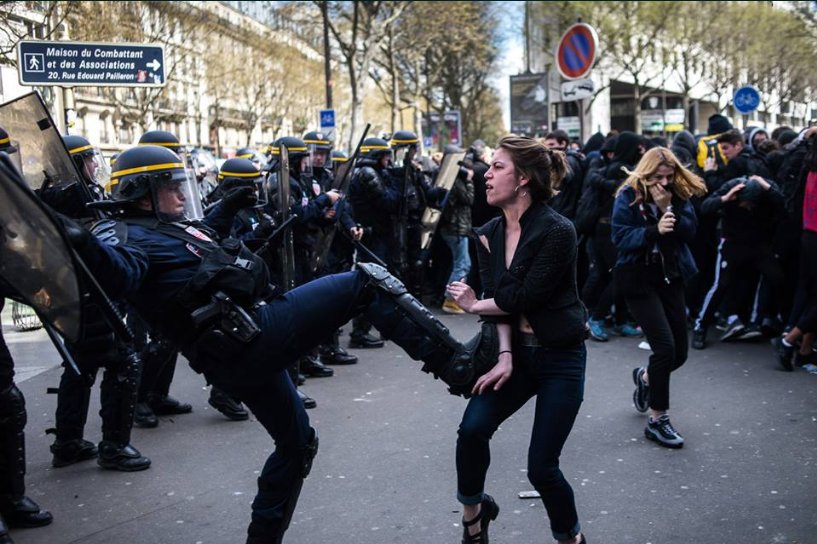 Fransa'da gazeteciye gösteri alanına girme yasağı