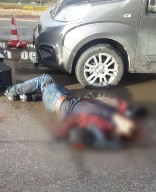 İzmir'de adliyeye saldıran teröristler öldürüldü