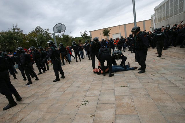 Puigdemont: Şiddet Türkiye'de olsa tepki gösterirdiniz