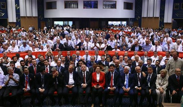 MHP kongresinde delege bilmecesi