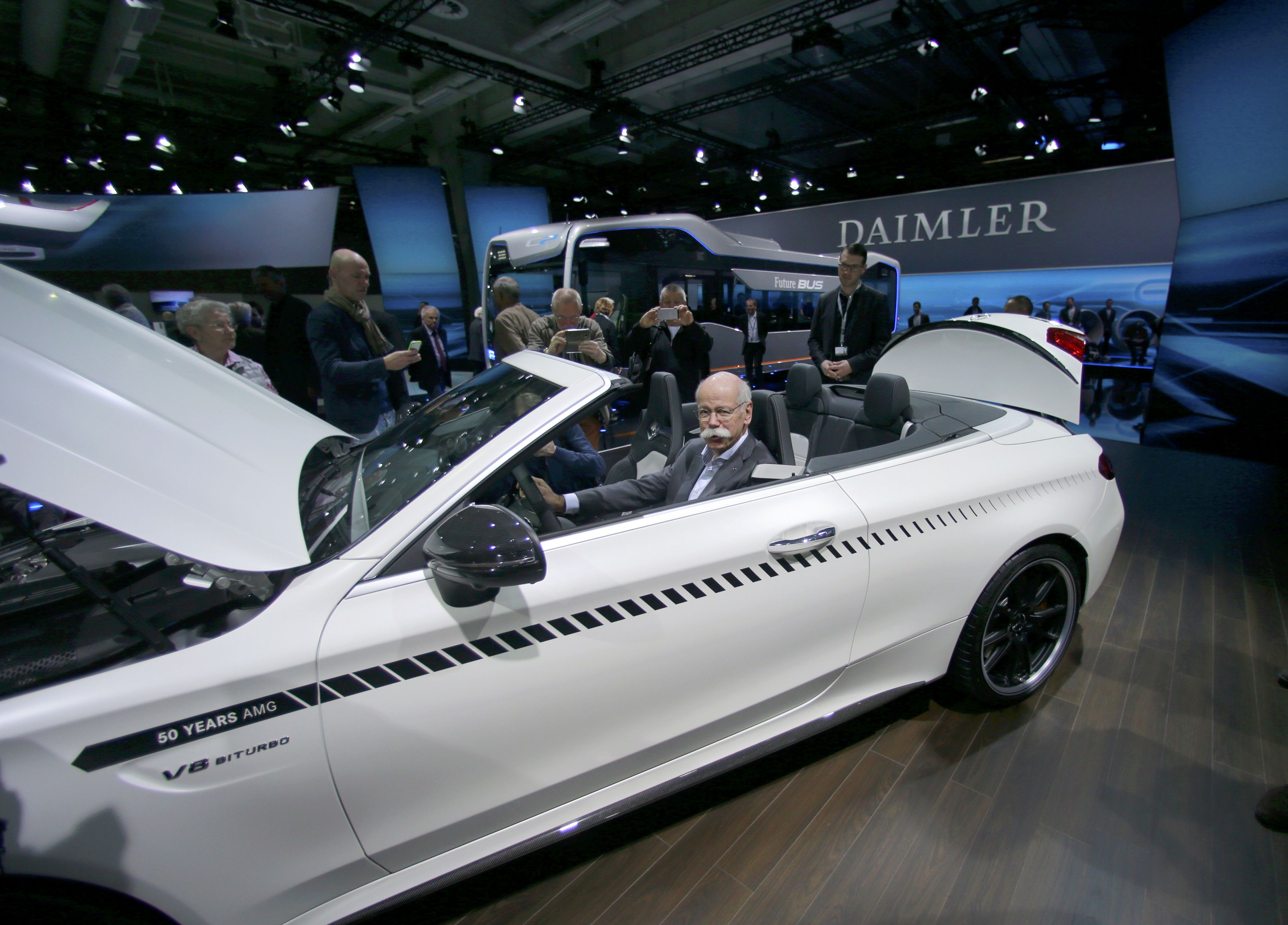 Mercedes geleceğin araçlarını tasarlıyor