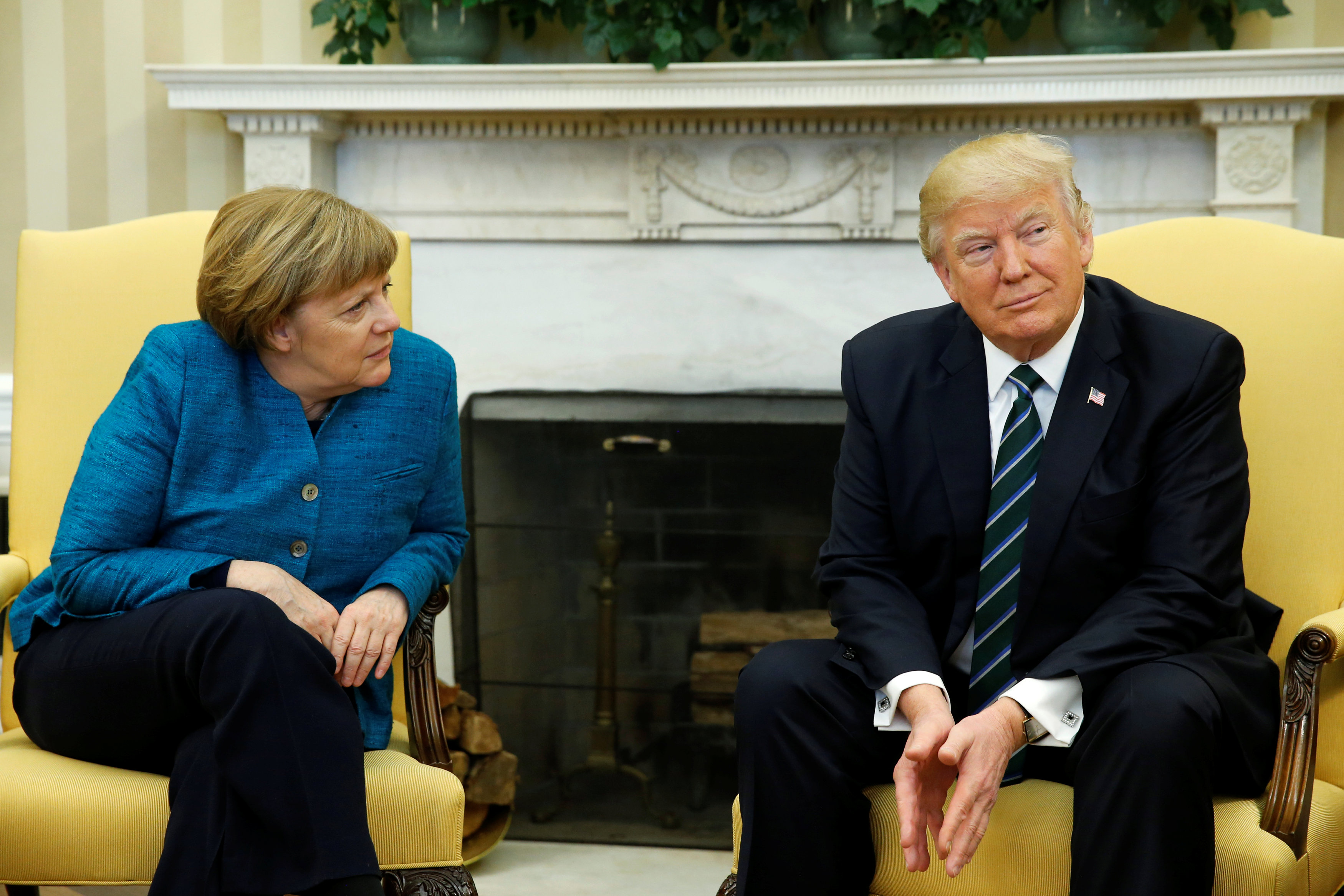 Merkel'in ezikliği Alman medyasını rahatsız ediyor