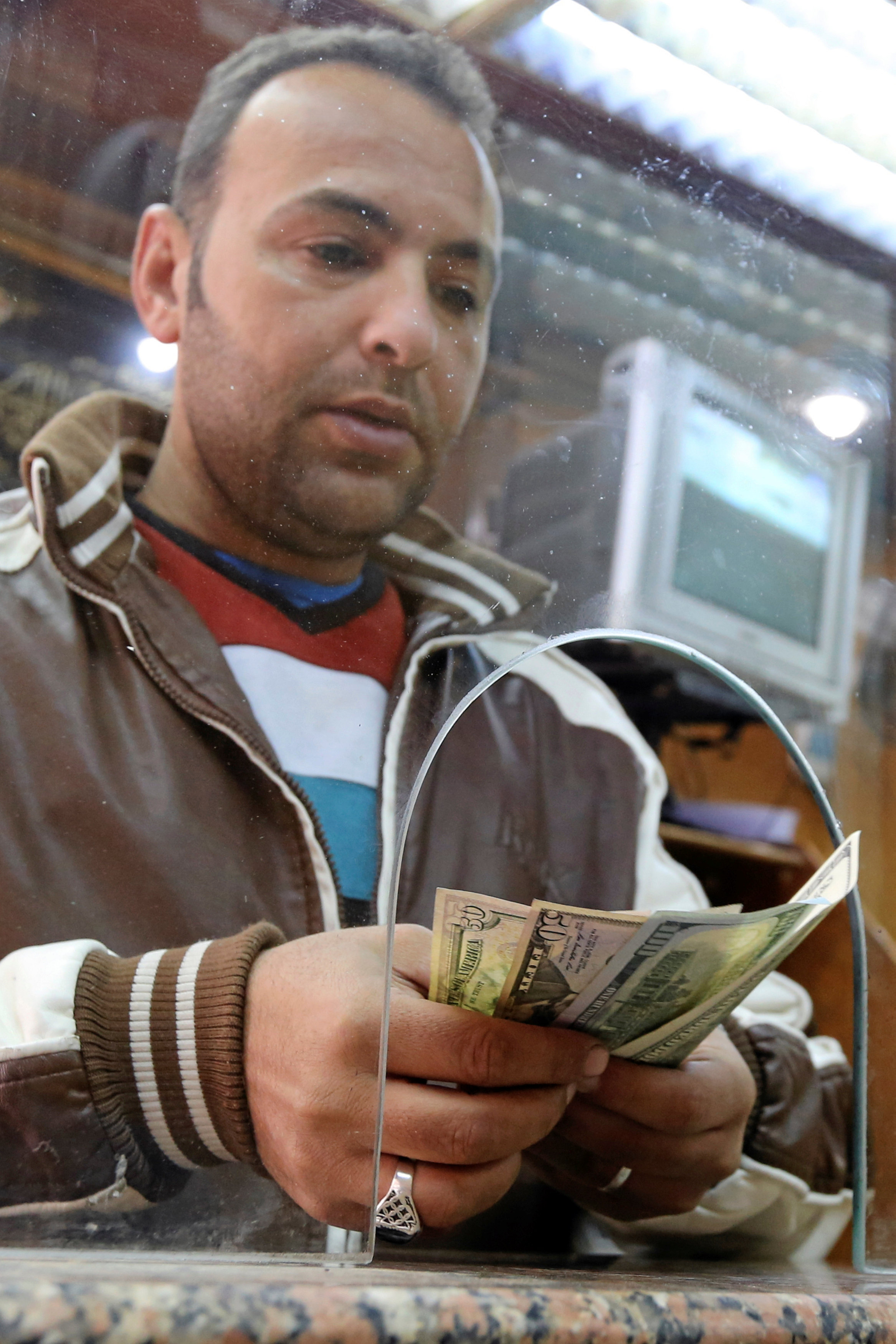 Mısır'da ekonomik krizin önü alınamıyor