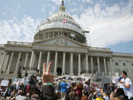 ABD'de Demokrasi Baharı gösterilerinde bin 200 gözaltı