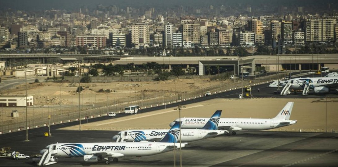Mısır'da yolcu uçağı kaçırıldı