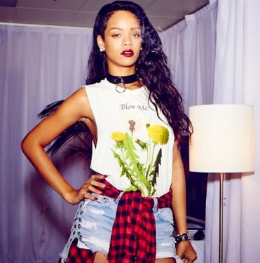 Rihannadan_seksi_dans_29.jpg