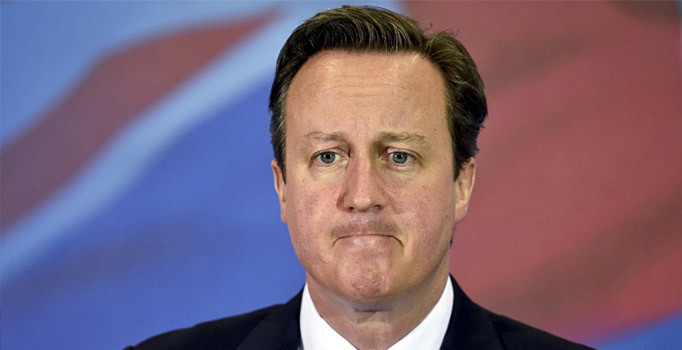 İngiltere Dışişleri: David Cameron istifa etmeyecek