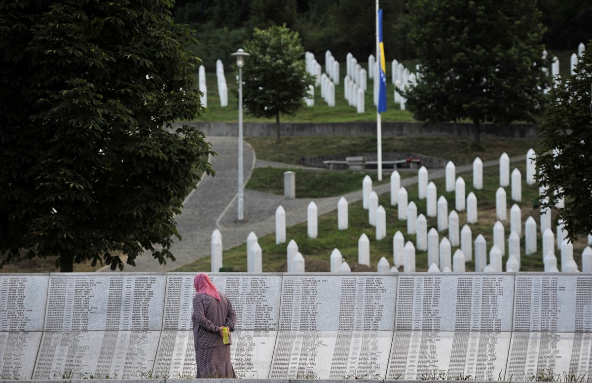 Srebrenitsa kurbanlarının yattığı Potoçari yine sessiz