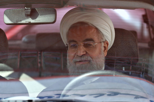 İran'ın yeni otomobili tanıtıldı