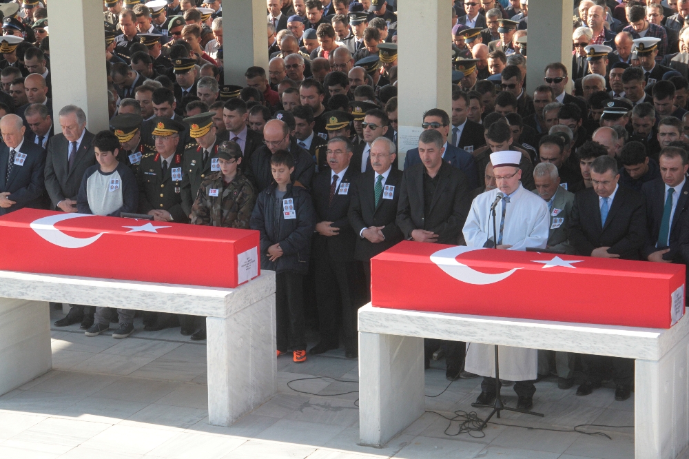 Şehit polislerin cenazesinde Kılıçdaroğlu'na tepki