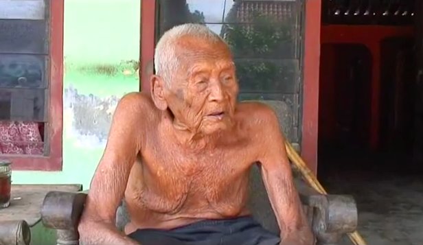 145 yaşındaki yaşlı adam: Artık ölmek istiyorum