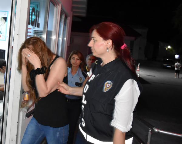 Marmaris'te otele fuhuş operasyonu: 5 gözaltı