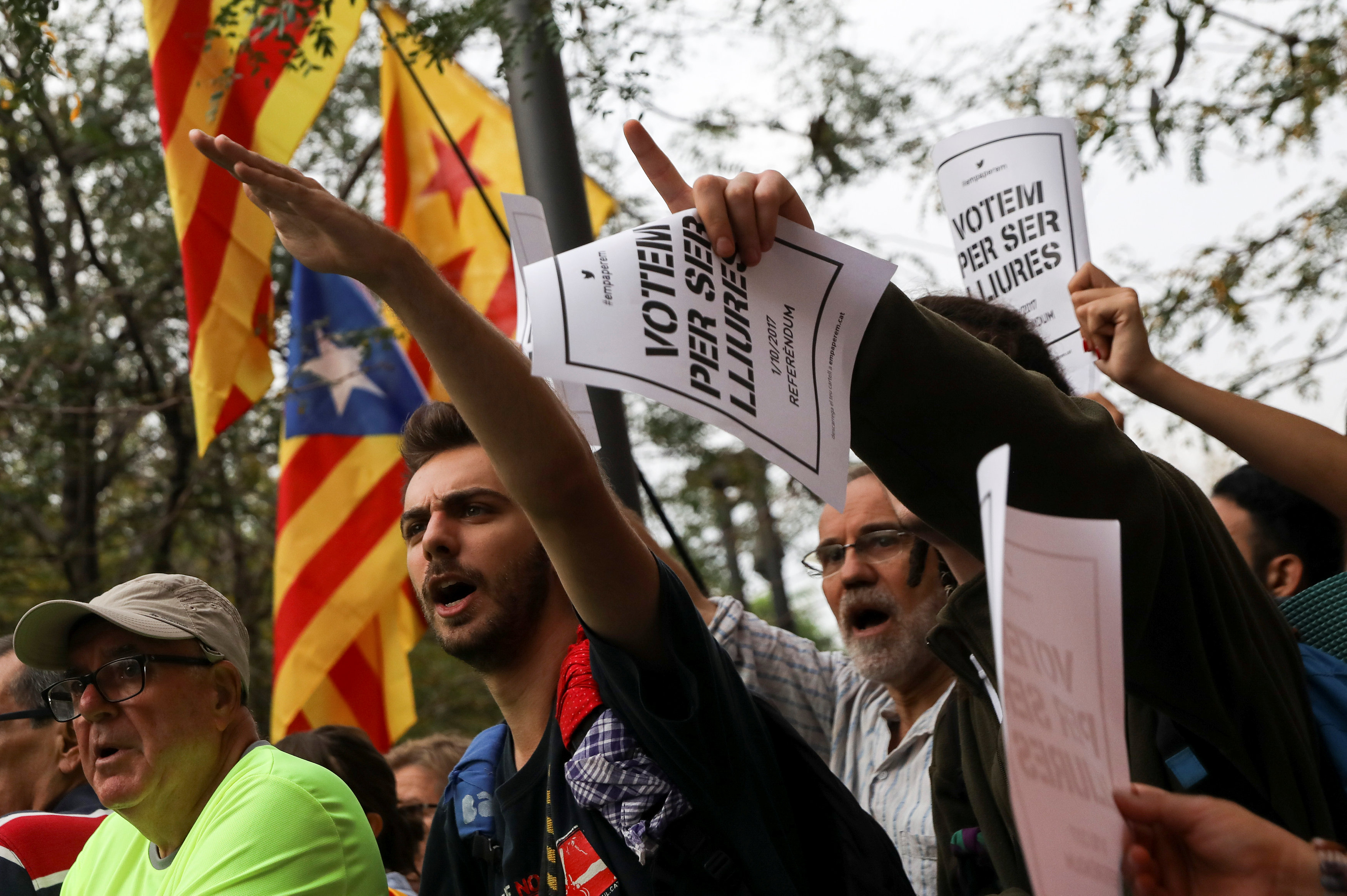 Öğrenciler Barselona Üniversitesi'ni işgal etti