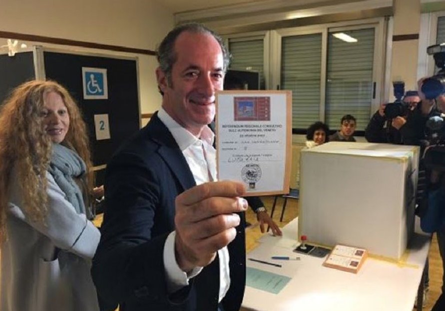 İtalya'nın kuzeyindeki özerklik referandumu sona erdi