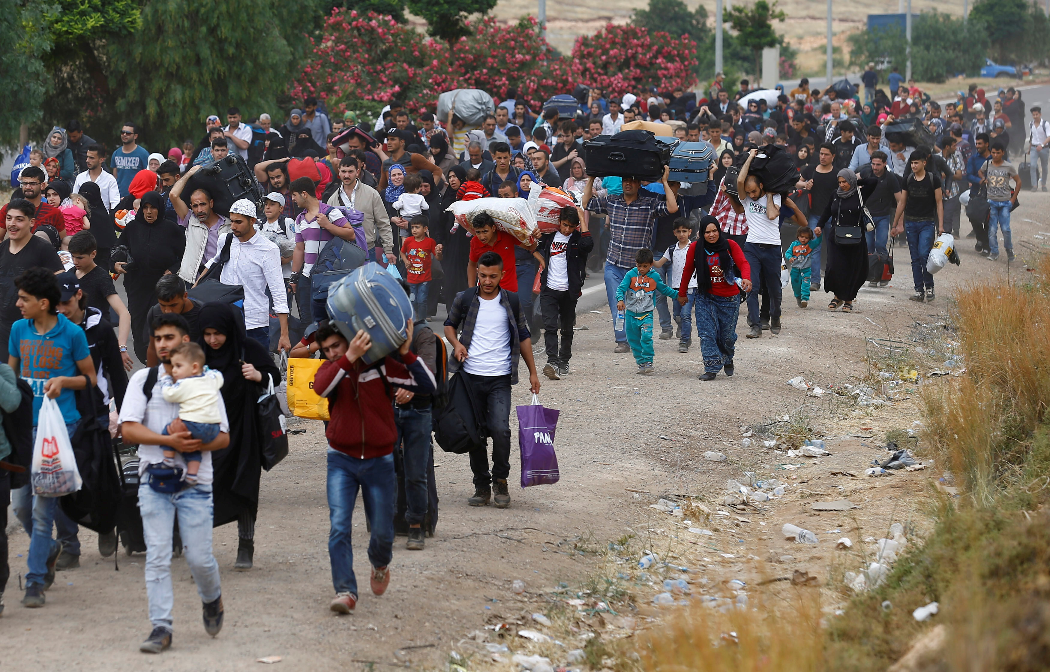 Suriyeliler bayram için ülkelerine akın ediyor