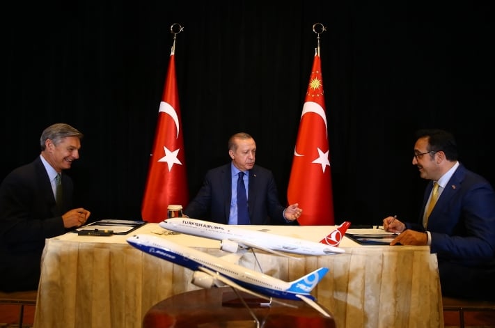 Cumhurbaşkanı, THY-Boeing imza törenine katıldı